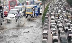  दिल्ली में भारी बारिश के बाद जलजमा