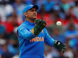 बदले लुक के साथ आईपीएल से पहले धोनी ने अपने प्रशंसकों को दिया बड़ा सरप्राइज बदले लुक के साथ आईपीएल से पहले धोनी ने अपने प्रशंसकों को दिया बड़ा सरप्राइज