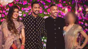 एली एवराम ने चोटिल तस्वीर हो रही वायरल एली एवराम ने चोटिल तस्वीर हो रही वायरल