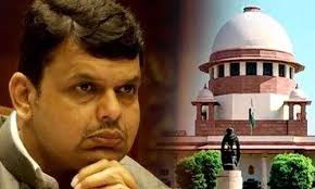 फड़नवीस को झटका, सुप्रीम कोर्ट ने दिया नागपुर कोर्ट में ट्रायल चालू रहने का आदेश फड़नवीस को झटका, सुप्रीम कोर्ट ने दिया नागपुर कोर्ट में ट्रायल चालू रहने का आदेश