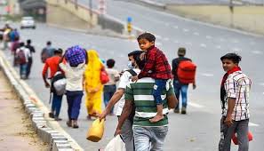 अजीब दास्तॉ है ये ...........? गरीबी,बेबसी व हताशा के बीच आत्मनिर्भरता....? अजीब दास्तॉ है ये ...........? गरीबी,बेबसी व हताशा के बीच आत्मनिर्भरता....?