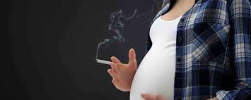 गर्भावस्था में धूम्रपान करना खतरनाक  -गर्भस्थ शिशु को हो सकती है कई तरह की परेशानी 