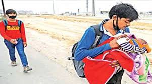 मालिक ने जाने को कहा तो 7 माह की बच्ची, मां व पत्नी के साथ छपरा के लिए पैदल चल पड़ा राजकुमार -दिल्ली-एनसीआर के मजदूरों की रुला देने वाली कहानी मालिक ने जाने को कहा तो 7 माह की बच्ची, मां व पत्नी के साथ छपरा के लिए पैदल चल पड़ा राजकुमार -दिल्ली-एनसीआर के मजदूरों की रुला देने वाली कहानी