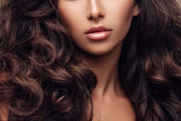 खूबसूरत बाल के लिए अपनायें ये उपाय खूबसूरत बाल के लिए अपनायें ये उपाय