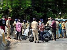 मास्क नहीं पहनने पर एक लाख लोगों के खिलाफ मामला दर्ज मास्क नहीं पहनने पर एक लाख लोगों के खिलाफ मामला दर्ज