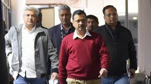 केजरीवाल ने 10 गारंटी के अमल पर बात करने को शीर्ष अफसरों की बैठक बुलाई केजरीवाल ने 10 गारंटी के अमल पर बात करने को शीर्ष अफसरों की बैठक बुलाई