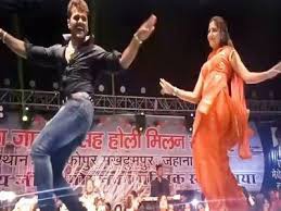 सपना चौधरी ने भोजपुरी गाने पर लगाए ठुमके सपना चौधरी ने भोजपुरी गाने पर लगाए ठुमके