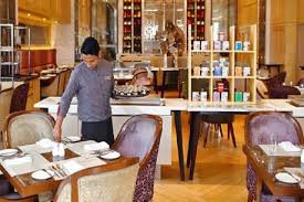 महाराष्ट्र में अब जल्द खुलेंगे होटल और रेस्त्रां, मुख्यमंत्री ने दिया आश्वासन 
