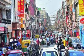 दुकानें खुलने पर बाजारों में रौनक, सोशल डिस्टेंसिंग नाकाम दुकानें खुलने पर बाजारों में रौनक, सोशल डिस्टेंसिंग नाकाम