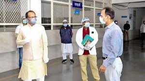 कोरोना के बहाने मोदी की दोगली राजनीति उजागर एमपी में कोविड़-19 नहीं निशाने पर शिवराज कोरोना के बहाने मोदी की दोगली राजनीति उजागर एमपी में कोविड़-19 नहीं निशाने पर शिवराज