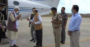 जम्मू-कश्मीर का उपराज्यपाल नियुक्त होने के बाद श्रीनगर पहुंचे मनोज सिन्हा जम्मू-कश्मीर का उपराज्यपाल नियुक्त होने के बाद श्रीनगर पहुंचे मनोज सिन्हा