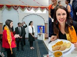 पीएम जेसिंडा ने राधा कृष्ण मंदिर में की प्रार्थना, पूड़ी-छोले का लिया स्वाद पीएम जेसिंडा ने राधा कृष्ण मंदिर में की प्रार्थना, पूड़ी-छोले का लिया स्वाद
