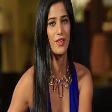 (रंगसंसार) लॉकडाउन उल्लघंन के लिए हिरासत में पूनम पांडे (रंगसंसार) लॉकडाउन उल्लघंन के लिए हिरासत में पूनम पांडे