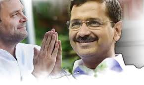 राहुल गांधी ने अरविंद केजरीवाल को बधाई दी राहुल गांधी ने अरविंद केजरीवाल को बधाई दी