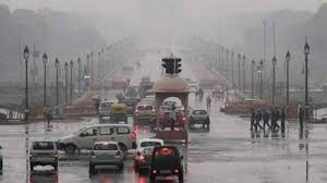  दिल्ली में भारी बारिश के आसार