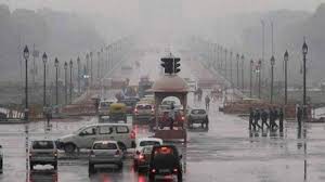 दिल्ली में भारी बारिश के आसार दिल्ली में भारी बारिश के आसार