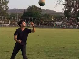 (रंगसंसार) राजकुमार राव को आ रही फुटबॉल ग्राउंड की याद (रंगसंसार) राजकुमार राव को आ रही फुटबॉल ग्राउंड की याद