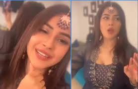 बिग बॉस फेम शहनाज गिल ने नेहा कक्कड़ के हिट सॉन्ग 'गोवा बीच' पर डांसकर रिझाया बिग बॉस फेम शहनाज गिल ने नेहा कक्कड़ के हिट सॉन्ग 'गोवा बीच' पर डांसकर रिझाया