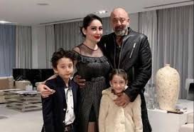 संजय दत्त को नाज है अपने बेटे शहरान पर संजय दत्त को नाज है अपने बेटे शहरान पर