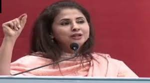 अंग्रेजों के काले कानून की तरह है नागरिकता संशोधन कानून : उर्मिला मातोंडकर अंग्रेजों के काले कानून की तरह है नागरिकता संशोधन कानून : उर्मिला मातोंडकर