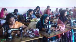 गांवो में बढ़े रोजगार के अवसर गांवो में बढ़े रोजगार के अवसर