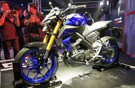 यामाहा की स्पोर्ट्स बाइक हुई महंगी -वायझेडएफ-आर15 वी3.0 बाइक की कीमत एक हजार तक बढाई