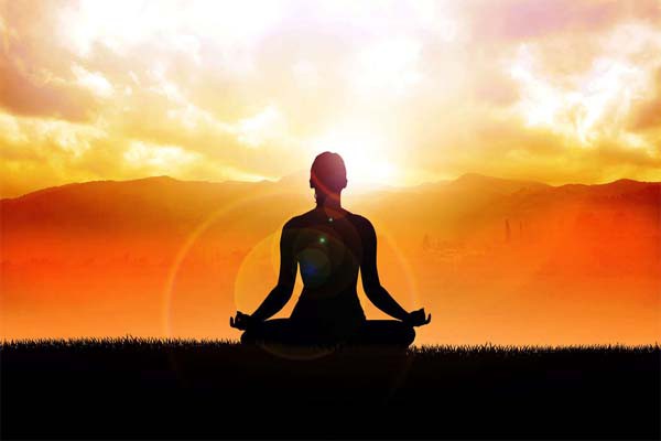 आध्यात्मिक जीवन से होता है दैवीय गुणों का विकास आध्यात्मिक जीवन से होता है दैवीय गुणों का विकास