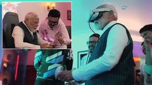 గేమర్స్ తో మోడీ భూటీ గేమర్స్ తో మోడీ భూటీ