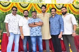 సుప్రీమ్ హీరో సాయి దుర్గ తేజ్ చేతుల మీదగా ‘పడమటి కొండల్లో’ ఫస్ట్ లుక్ విడుదల: సుప్రీమ్ హీరో సాయి దుర్గ తేజ్ చేతుల మీదగా ‘పడమటి కొండల్లో’ ఫస్ట్ లుక్ విడుదల: