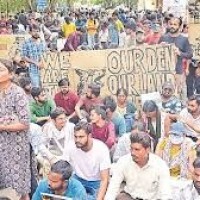 ఛలో హెచ్సీయూ పలువురు అరెస్టు
