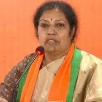 పోలీసులపై జగన్ వ్యాఖ్యలను ఖండించిన పురందేశ్వరి