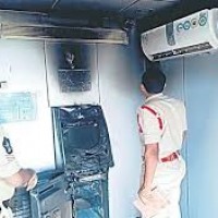 ఎస్బీఐ ఏటీఎంలో చోరీ