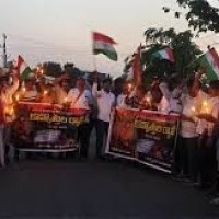 ఉగ్రవాద చర్యలను ఖండిస్తూ ప్రజాసంఘాల కొవ్వొత్తుల ర్యాలీ.