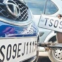 వాహానాలకు హై సెక్యూరిటీ ప్లేట్ లేకపోతే..అంతే