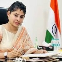 వెనక్కి తగ్గని స్మితా సబర్వాల్