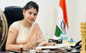 వెనక్కి తగ్గని స్మితా సబర్వాల్ వెనక్కి తగ్గని స్మితా సబర్వాల్