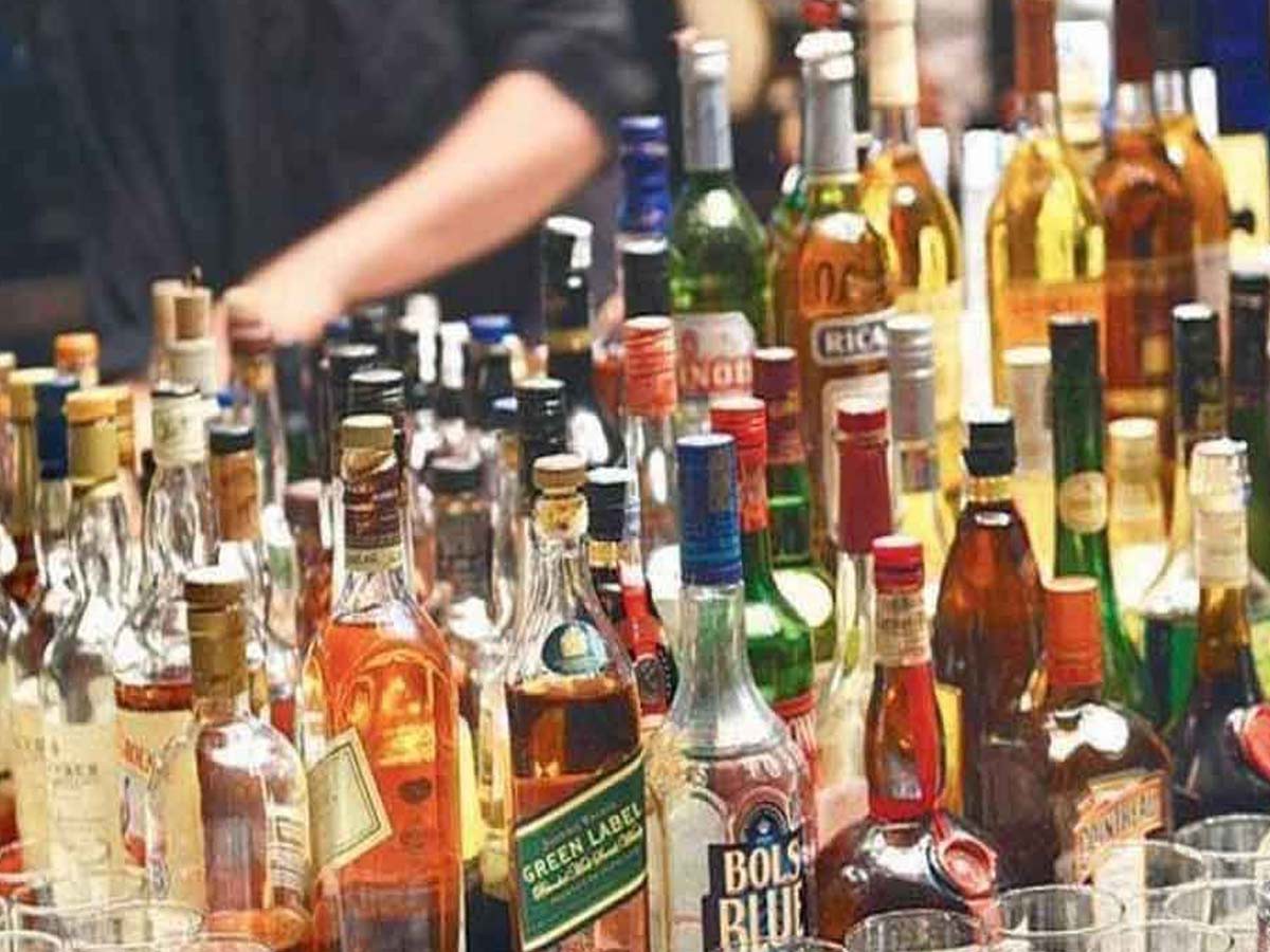 కొత్తగా 200 మద్యం షాపులు కొత్తగా 200 మద్యం షాపులు