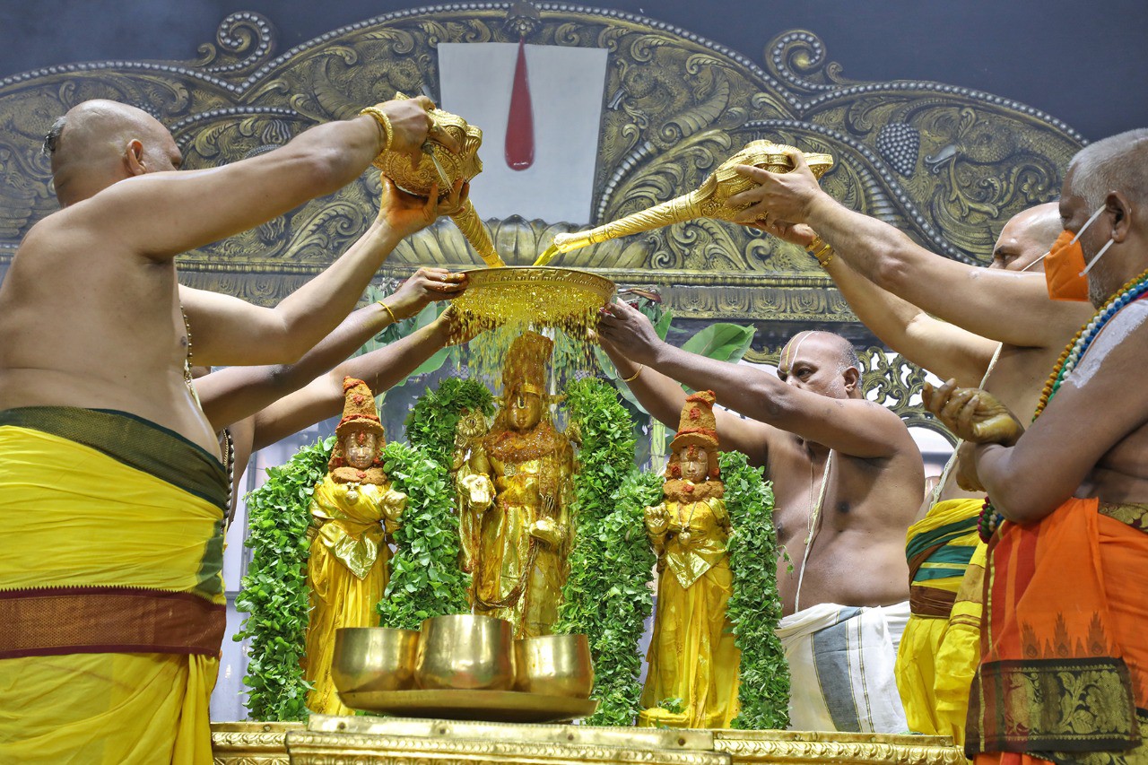 శ్రీవారి ఆలయంలో శాస్త్రోక్తంగా పవిత్రోత్సవాలు ప్రారంభం    