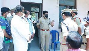 దవాఖానలో గంజాయి మొక్కలు దవాఖానలో గంజాయి మొక్కలు