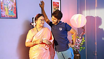 'సావిత్రి w/o సత్యమూర్తి' టీజర్ విడుదల 'సావిత్రి w/o సత్యమూర్తి' టీజర్ విడుదల