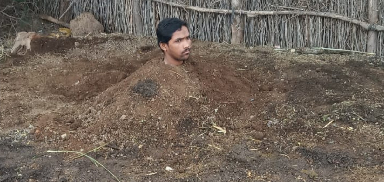 సూర్యగ్రహణం వేళ అమానుషం దివ్యాంగులను మట్టిలో పాతిపెట్టిన వైనం సూర్యగ్రహణం వేళ అమానుషం దివ్యాంగులను మట్టిలో పాతిపెట్టిన వైనం