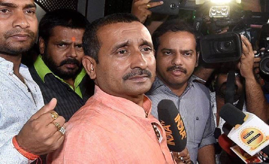 ఉన్నావ్ రేప్ కేసులో ఢిల్లీ కోర్టు తీర్పు ఎమ్మెల్యే కుల్దీప్ సింగే దోషి.. ఉన్నావ్ రేప్ కేసులో ఢిల్లీ కోర్టు తీర్పు ఎమ్మెల్యే కుల్దీప్ సింగే దోషి..