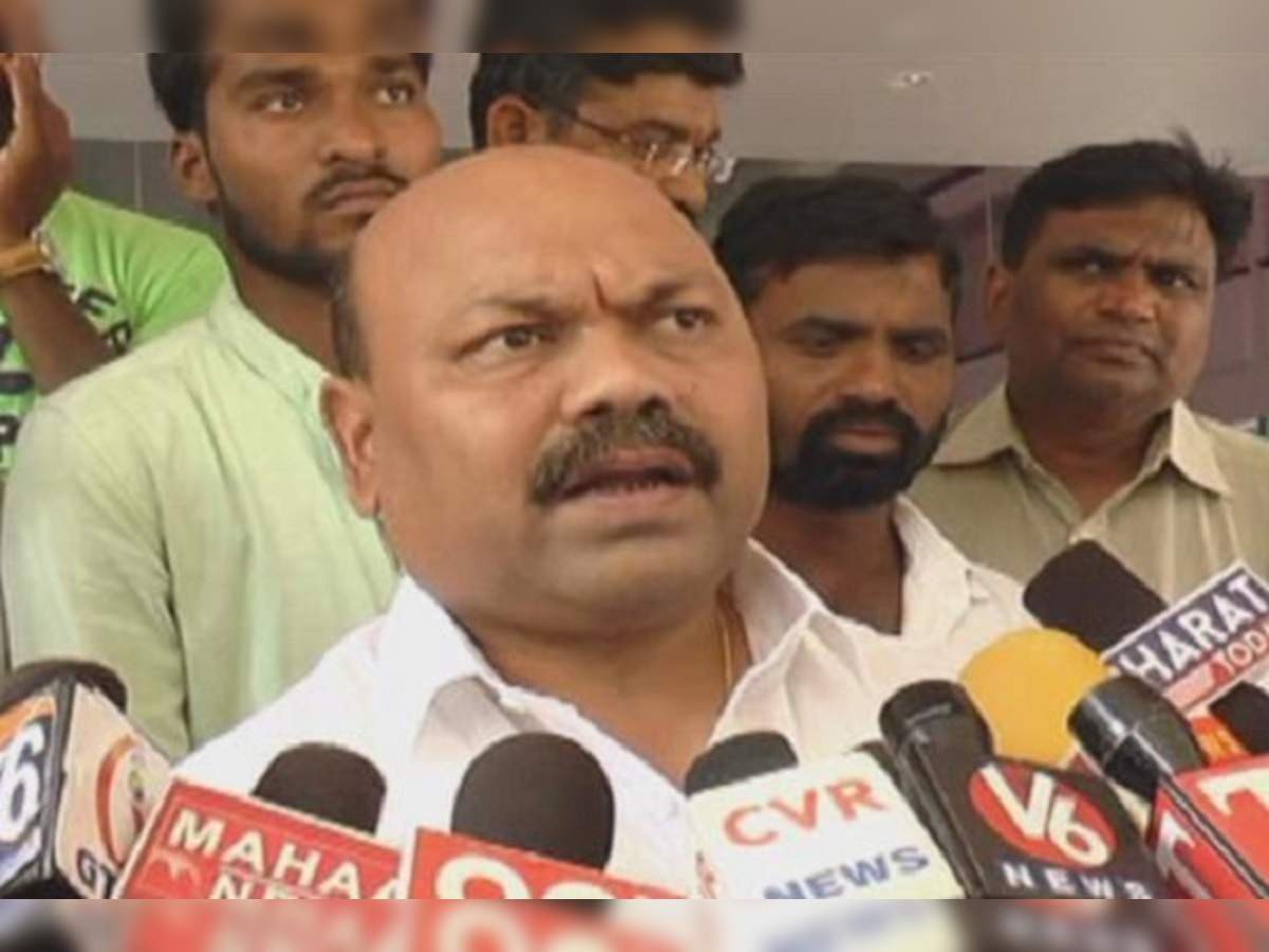సంజయ్ ఫ్యూచర్ కోసమేనా సంజయ్ ఫ్యూచర్ కోసమేనా