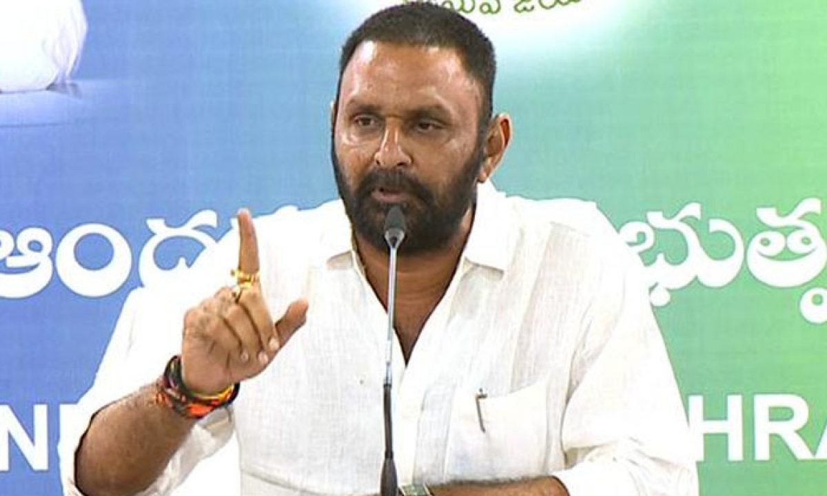 ఫైర్ బ్రాండ్ చూట్టూ ఉచ్చు ఫైర్ బ్రాండ్ చూట్టూ ఉచ్చు