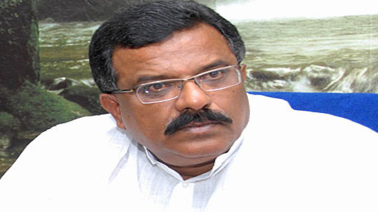 కోట్ల ఫ్యామిలీ వీఆర్ఎస్..నా కోట్ల ఫ్యామిలీ వీఆర్ఎస్..నా