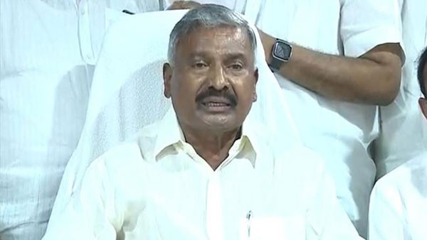 పెద్దిరెడ్డి ఫ్యామిలీకి అభయం పెద్దిరెడ్డి ఫ్యామిలీకి అభయం