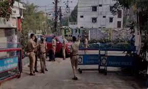 పోలీసుల దిగ్బంధంలో రేవంత్ ఇల్లు పోలీసుల దిగ్బంధంలో రేవంత్ ఇల్లు