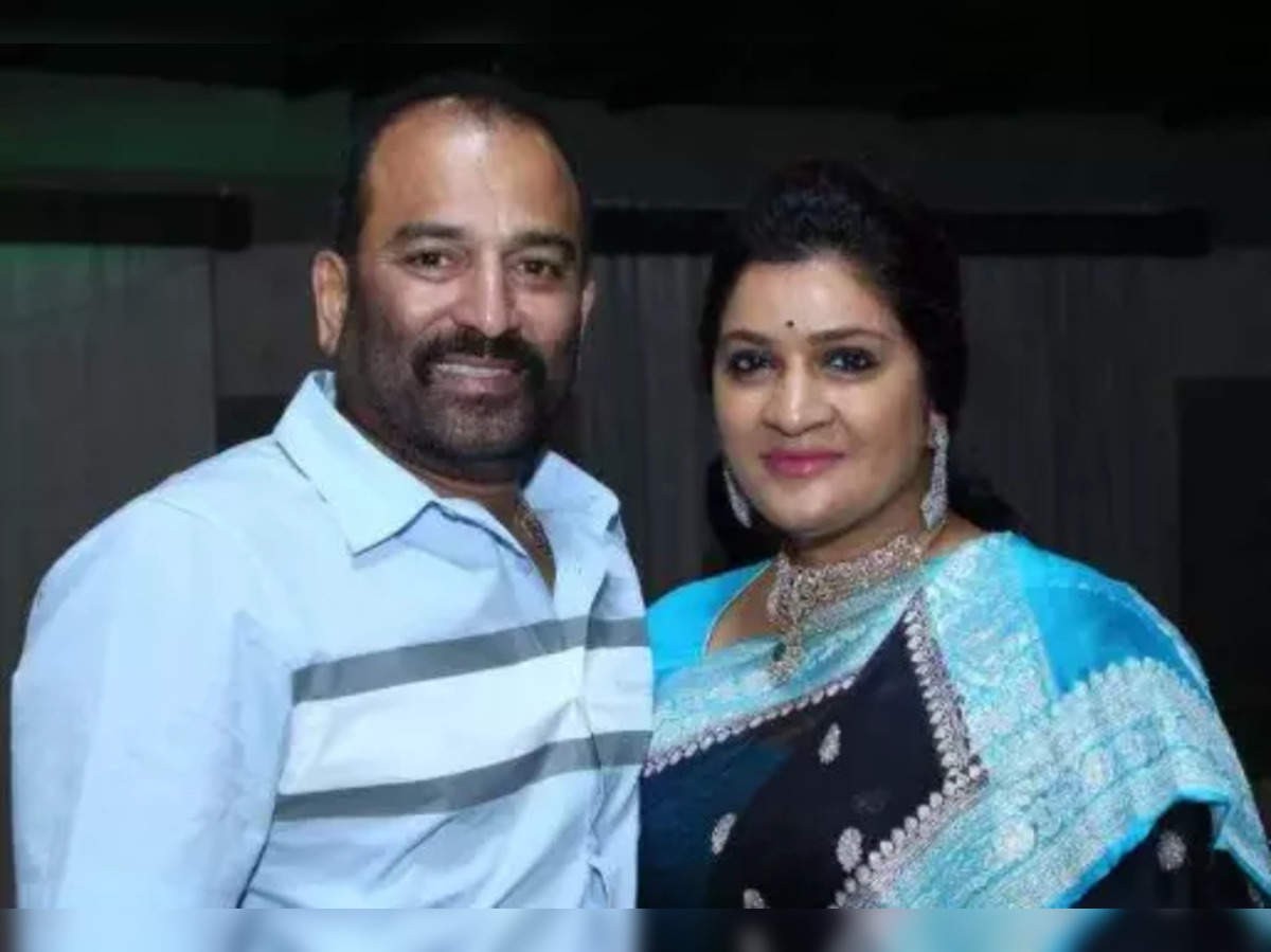తెలుగు రాష్ట్రాల్లో శిల్పా ప్రకంపనలు తెలుగు రాష్ట్రాల్లో శిల్పా ప్రకంపనలు