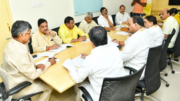 సమీక్షలు కాదు..యాక్షన్ ప్లాన్ కావాలి సమీక్షలు కాదు..యాక్షన్ ప్లాన్ కావాలి