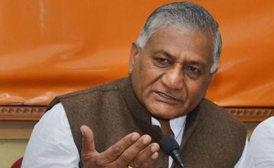 విశాఖ స్టీల్ ప్లాంటే కాదు.. ఈ మూడు విమానాశ్రయాలు ప్రైవేటీకరణ! విశాఖ స్టీల్ ప్లాంటే కాదు.. ఈ మూడు విమానాశ్రయాలు ప్రైవేటీకరణ!